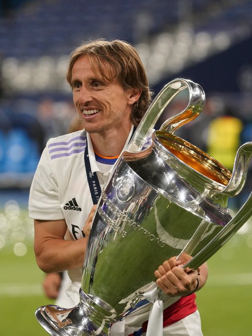 Shams：除非雄鹿做出重大改变，否则字母哥的未来昭然若揭