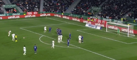 穆斯利奇：杜塞尔多夫实力远超目前排名；球队每天都付出全部