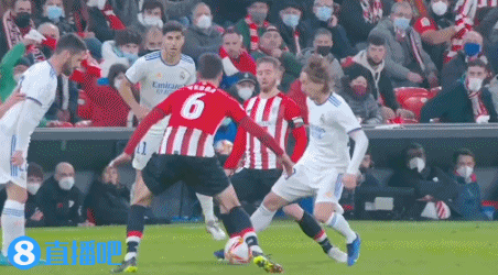 美记：格里芬当年也想终老快船，结果续约7个月后被交易至活塞