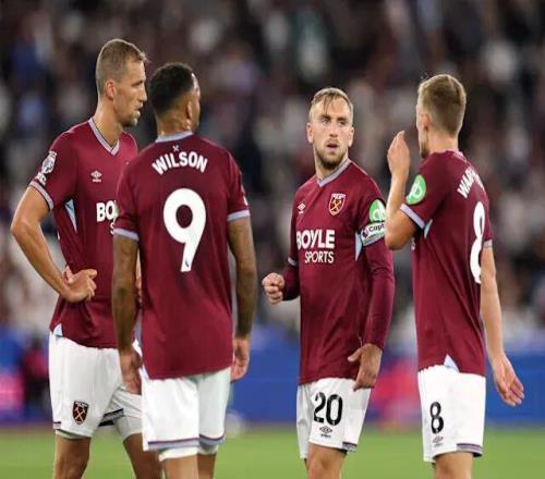 中国男篮新阵容首次亮相