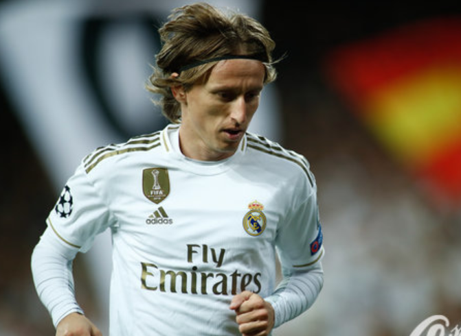 国安客战河内：3外援PK6外援，塞鸟、吴少聪首发，法比奥出战