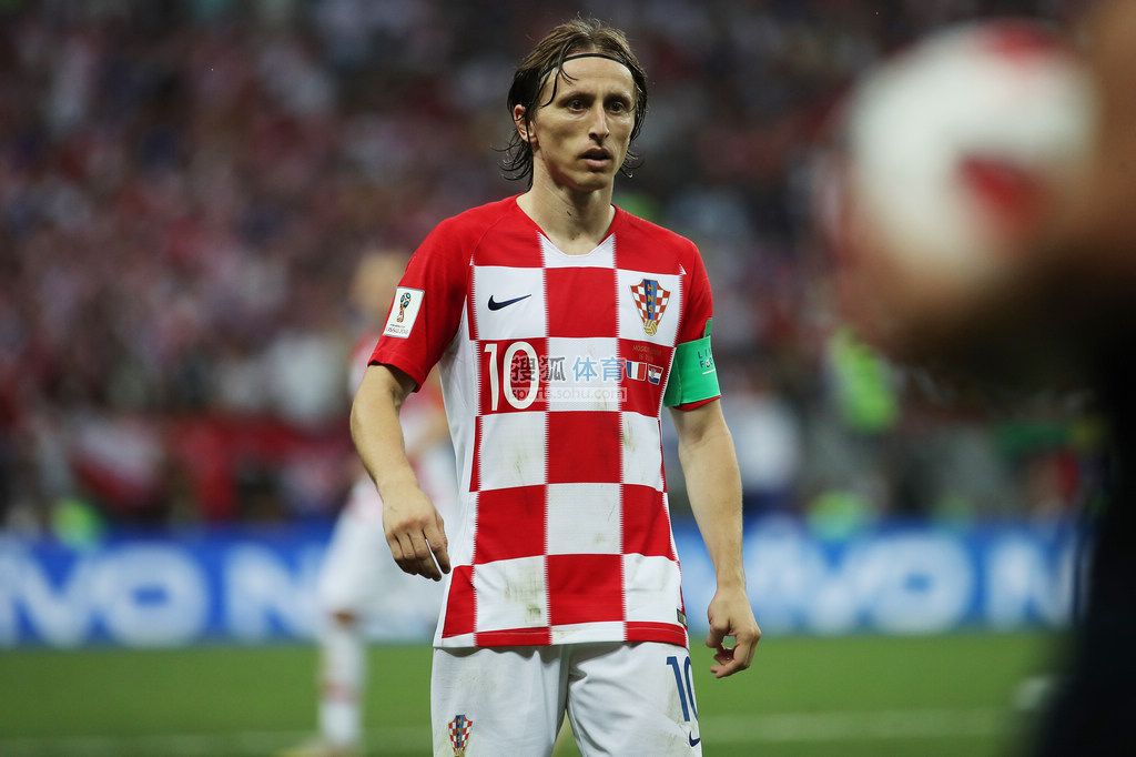 官方：帕利尼亚因转会谈判未入选球队今日比赛大名单